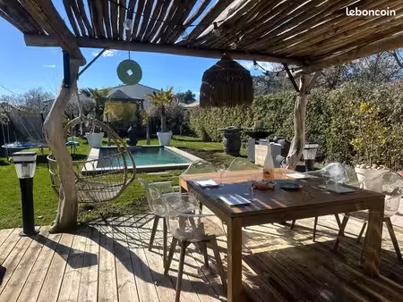 villa 2 chambres avec piscine et jacuzzi
