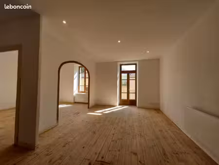 appartement t3bis 85m2 à louer