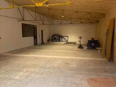 entrepôt 190m2 l’aigle