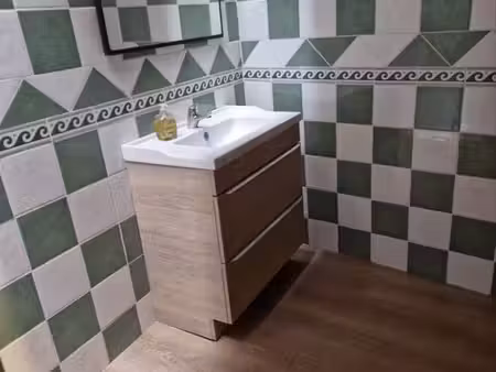 f4 duplex douvaine