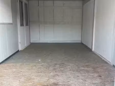 à louer box et garde meubles