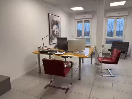 appartement 108m² eguilles - parking 265 000