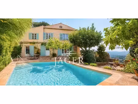 maison avec piscine et terrasse grimaud (83)