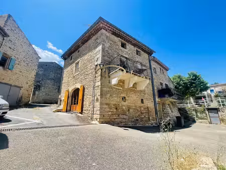 maison de village avec appartement et studio - ardèche