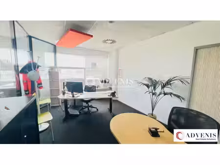 location bureaux 830 m²