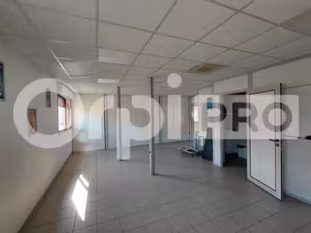 location bureaux 130 m²