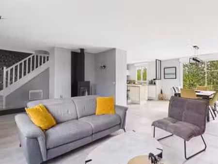 vente maison à la bazoge (72650) : à vendre / 124m² la bazoge