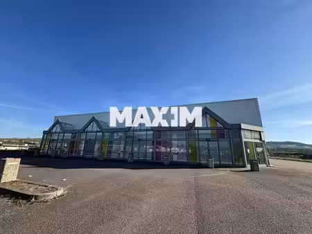 vente commerce 1 959 m²