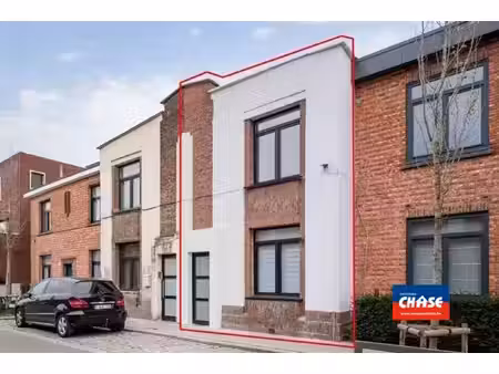 volledig gerenoveerde woning!