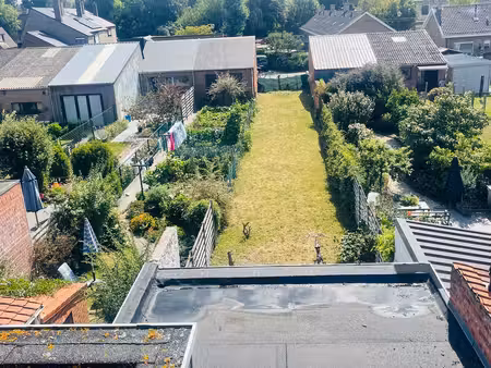 assebroek  ruime lichtrijke instapklare woning met grote tuin met uitweg+ oprit   mogelijk