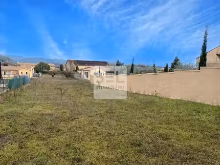 terrain constructible 2161 m2 à tresques