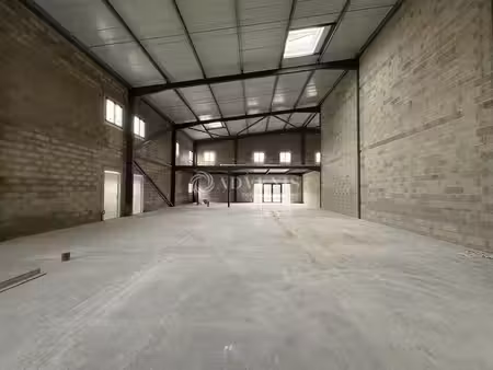 location local d’activités maraussan 34370 220m²