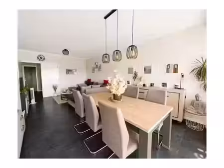 appartement à vendre à avenue des croix de feu 1 la louvière (vbe60073)