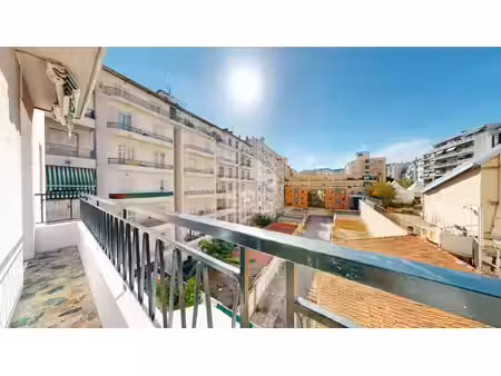 vente appartement 3 pièces 59 m² nice (06000)