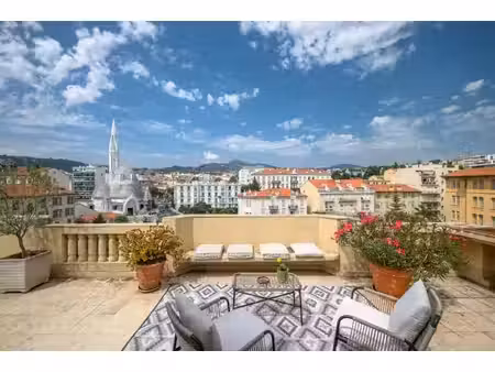 vente appartement 8 pièces 221 m² nice (06100)