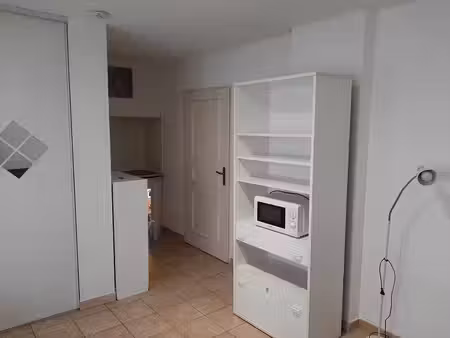 location appartement 1 pièce 18m² nimes 30900