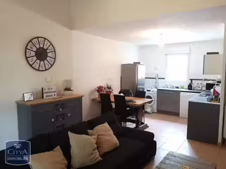 maison à louer 3 pièces 64.14 m² - graveson (13) - 822€