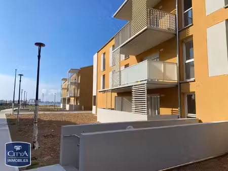 appartement à louer 2 pièces 38.27 m² - port-de-bouc (13) - 740€