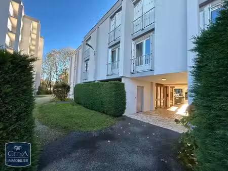 appartement à louer 2 pièces 34.68 m² - pau (64) - 541€