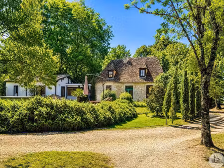 maison de charme en pierre avec piscine