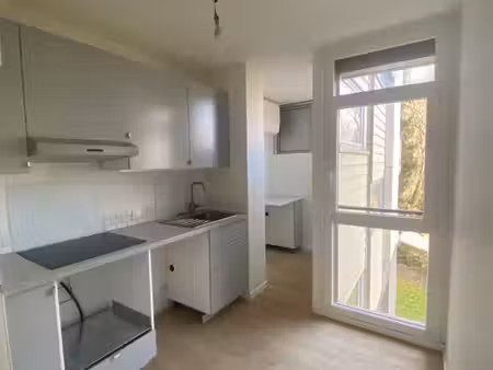 location appartement 3 pièces 55m² oullins 69600