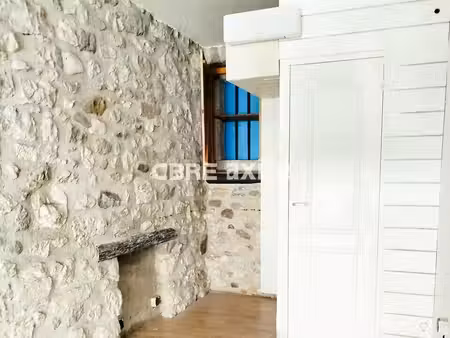 location local commercial 10m² annecy 74000