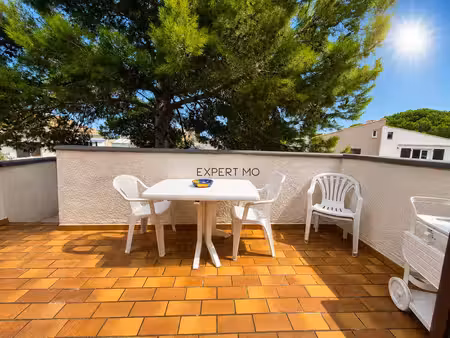 appartement avec terrasse et parking prive