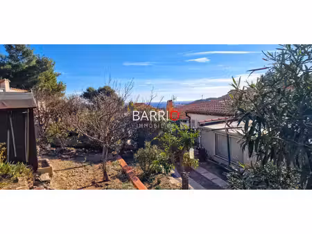maison 160 m² terrasse jardin trois garages piscinable