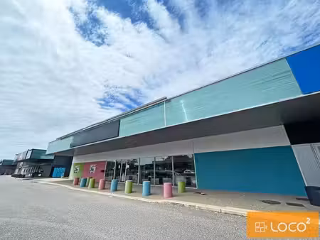 location commerce montauban 82000 840m²