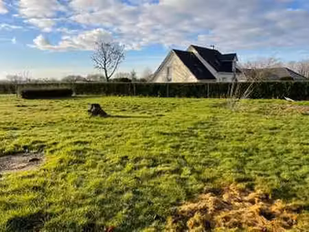 vente terrain à saint-laurent-de-brèvedent (76700) : à vendre / 671m² saint-laurent-de-brè