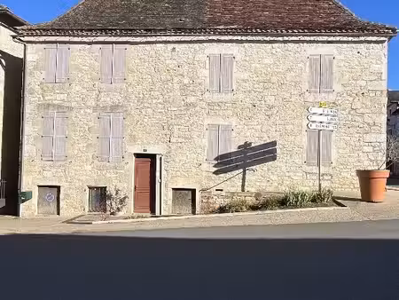 immeuble plein centre ville - livernon