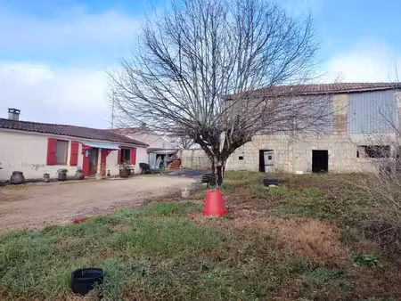 vente maison 2 pièces 47 m² asnières-la-giraud (17400)