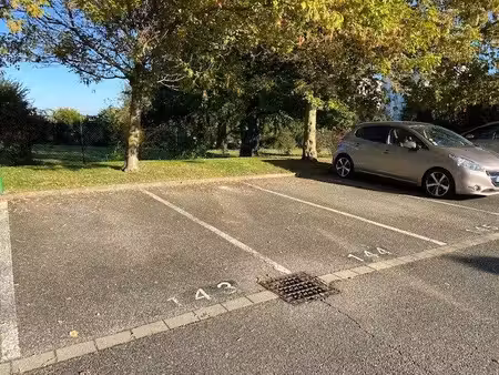 location parking hoenheim 67800