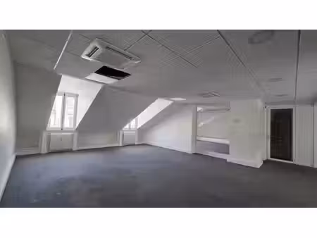 location locaux professionnels 0 pièces 261.53 m² à paris 9ème (75009)  10 458 €