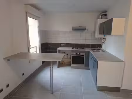 location appartement 4 pièces 72m²