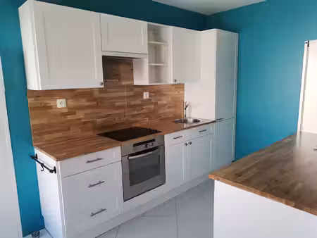 a louer - maison de ville chaumont en vexin centre 2 pièces 49.01 m2