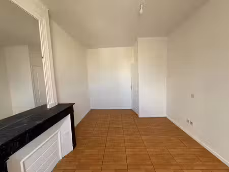 location appartement 3 pièces 58 m2 à saint-laurent-médoc