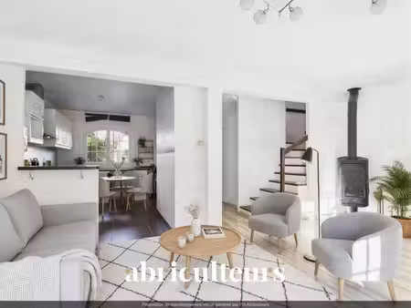 villa mitoyenne 89m2 avec jardin  3 chambres et accès piscine – domaine sécurisé - en...