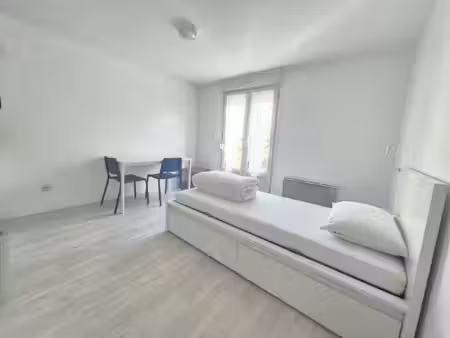 location appartement 1 pièce 18m² arras 62000