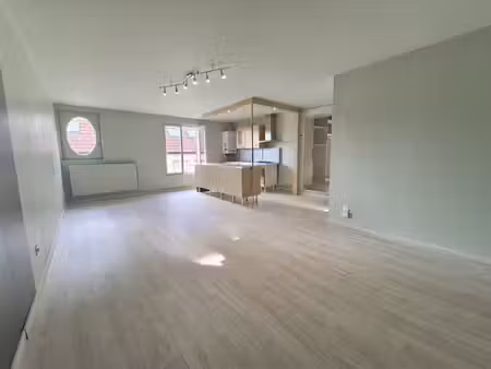 location appartement 3 pièces 68m² arras 62000