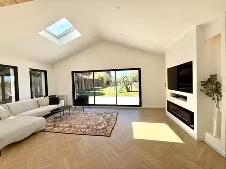 maison de luxe de 3 chambres en vente à les alluets-le-roi  île-de-france