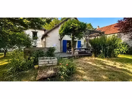 maison avec jardin et terrasse poilly-sur-tholon (89)