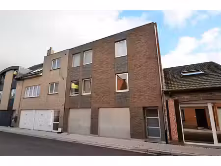 onze specialiteiten zijn: verkoop  verhuur  advies  aankoop en investeringen.