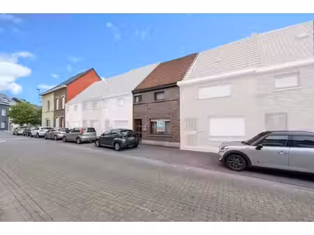 te renoveren woning op toplocatie in het centrum van aalst