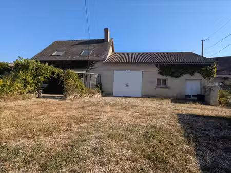 charmante maison de caractère située à seulement 6 km des commodités