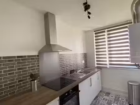location meublée appartement 3 pièces 56.5 m² à mourenx (64150)  625 €