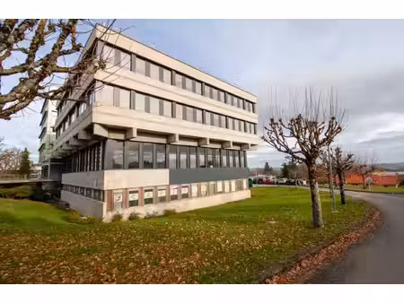 bureaux avec fort potentiel et revenu locatif à guéret