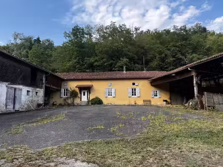 ancienne ferme de plain-pied