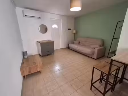 location appartement 1 pièce 23 m² à nîmes (30000)