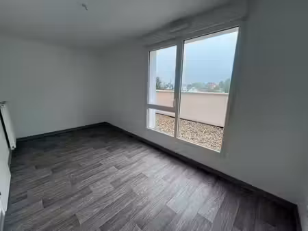 location appartement 1 pièce 19m² franqueville st pierre 76520